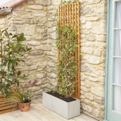 6ft Pine Trellis Panel (W)122cm X (H)183cm 11 6ft Pine Trellis Panel (W)122cm X (H)183cm -Hozelock Store 6ft pine trellis panel w 122cm x h 183cm3663602430636 04bq scaled