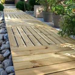 Blooma Benoue Brown Pine Deck Tile (L)1m (W)1000mm (T)40mm -Hozelock Store blooma benoue brown pine deck tile l 1m w 1000mm t 40mm3663602948650 01i bq