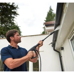 Bosch UniversalAquatak 135 Corded Pressure Washer 1.9kW UniversalAquatak 135 -Hozelock Store bosch universalaquatak 135 corded pressure washer 1 9kw universalaquatak 1353165140883825 01i bq