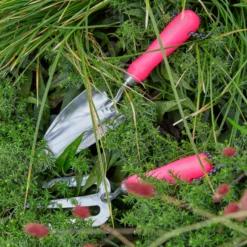 Burgon & Ball Pink Hand Fork 7 Burgon & Ball Pink Hand Fork -Hozelock Store burgon ball pink hand fork5019360013143 02i bq