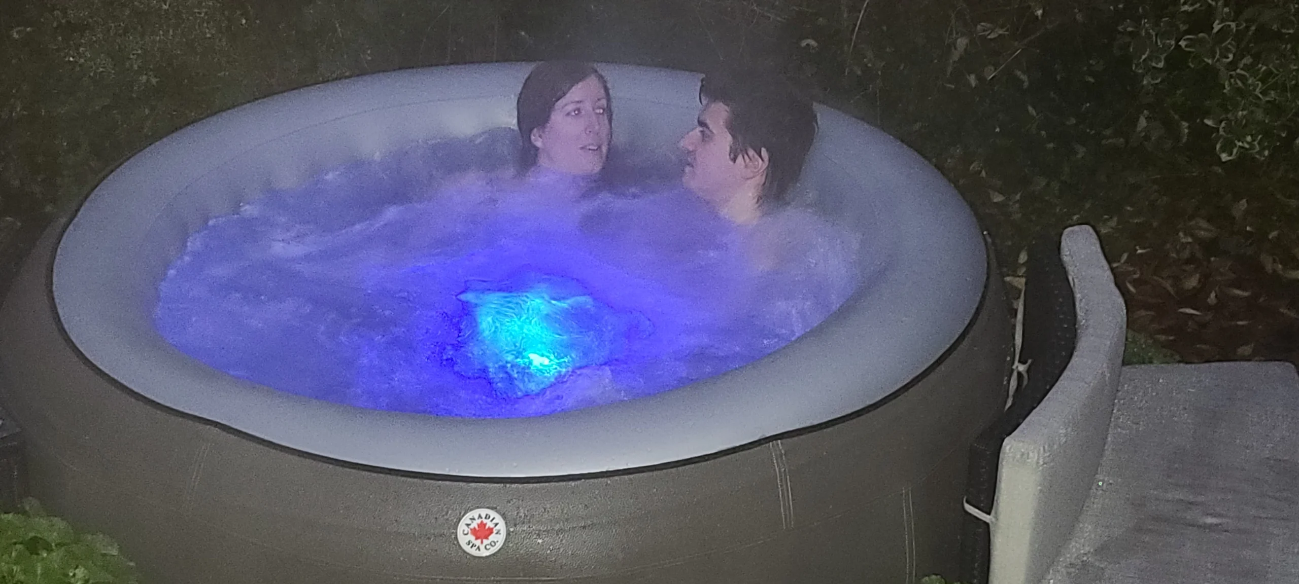 Canadian Spa Company 4 Person Inflatable Hot Tub 4 Canadian Spa Company 4 Person Inflatable Hot Tub - Image 4