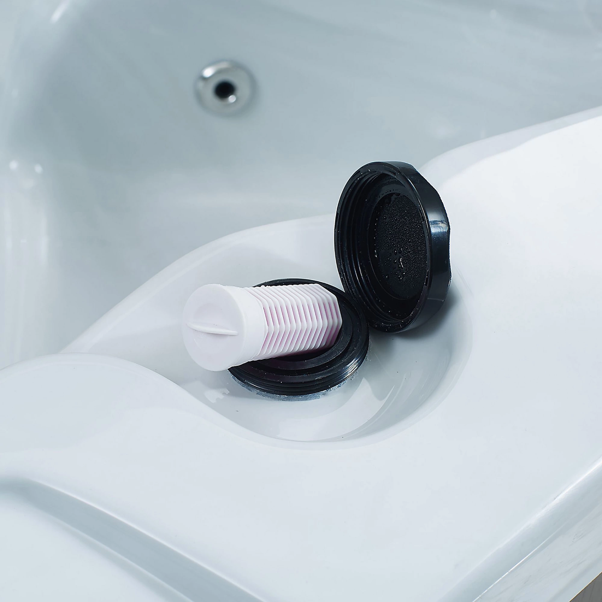 Canadian Spa Toronto Special Edition 6 Person Hot Tub 6 Canadian Spa Toronto Special Edition 6 Person Hot Tub - Image 6