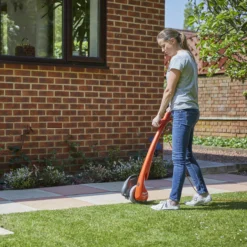 Flymo Contour XT 300W Corded Grass Trimmer -Hozelock Store flymo contour xt 300w corded grass trimmer7391736970686 01i bq