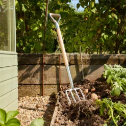 GoodHome Durum Hand Fork (W)295mm -Hozelock Store goodhome durum hand fork w 295mm3663602548744 03bq