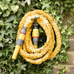 Hozelock Superhoze Flexible Yellow Expanding Hose Pipe (L)15m -Hozelock Store hozelock superhoze flexible yellow expanding hose pipe l 15m5010646061254 09i bq