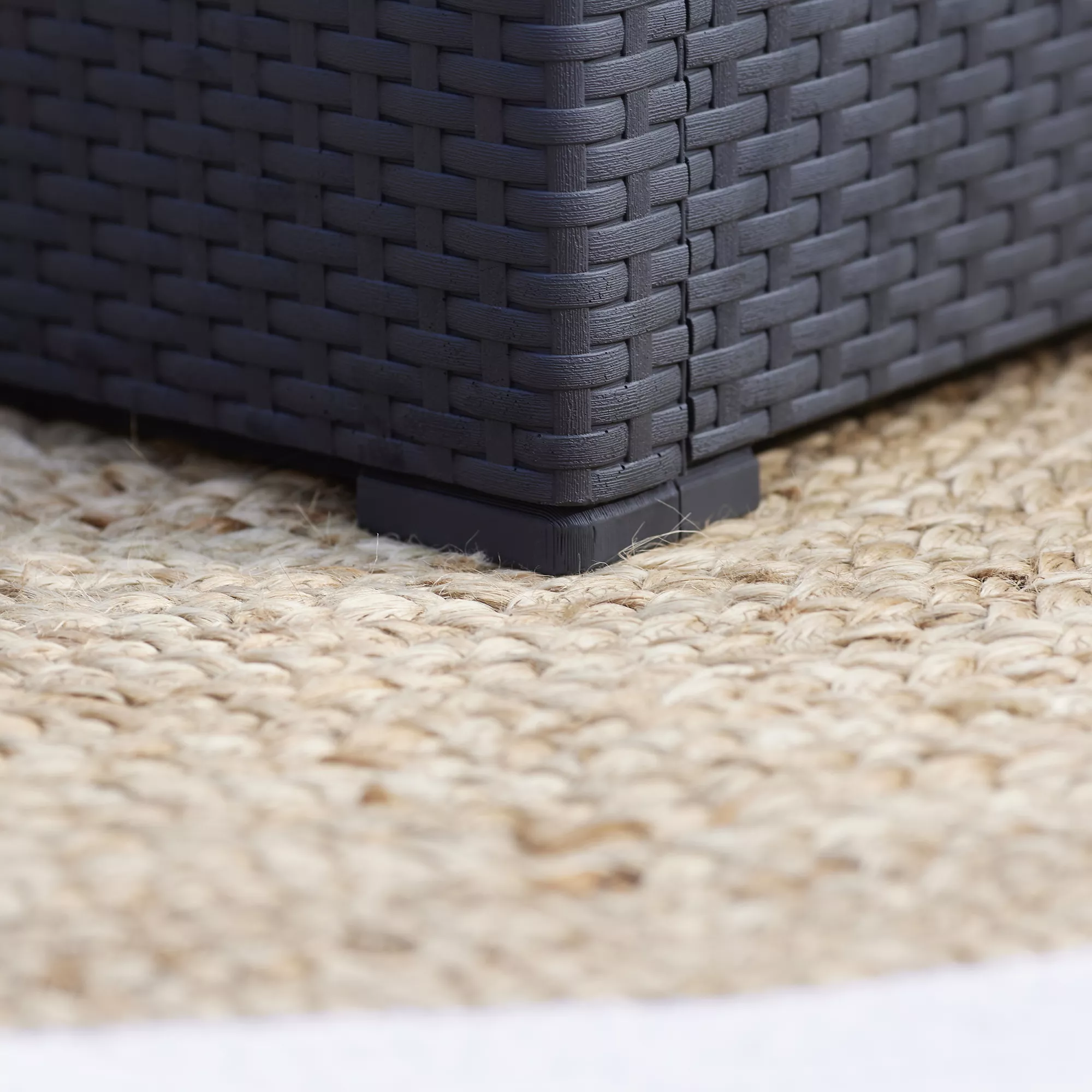 Keter Graphite 38.1L Small Plastic Storage Box & Lid 9 Keter Graphite 38.1L Small Plastic Storage Box & Lid - Image 9