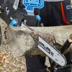 Mac Allister MCS2200 2200W 220-240V Corded 400mm Chainsaw -Hozelock Store mac allister mcs2200 2200w 220 240v corded 400mm chainsaw5063022106193 03i scaled