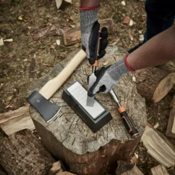 Magnusson Pointed Digging Spade -Hozelock Store magnusson pointed digging spade5059340086477 01i