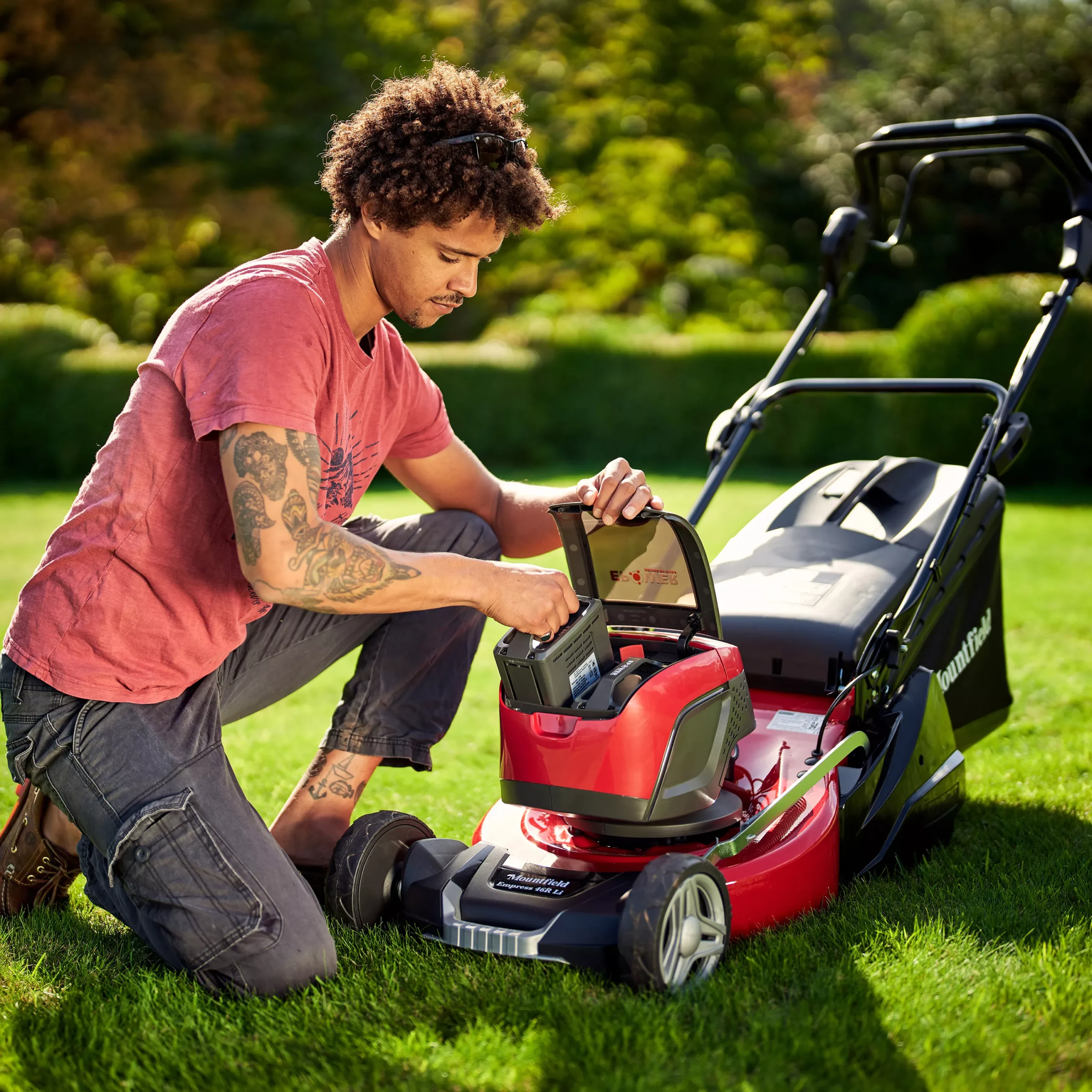 Mountfield Freedom500 Range Empress 46 R Li Kit / 299489073/M22 Cordless 48V Rotary Lawnmower 10 Mountfield Freedom500 Range Empress 46 R Li Kit / 299489073/M22 Cordless 48V Rotary Lawnmower - Image 10