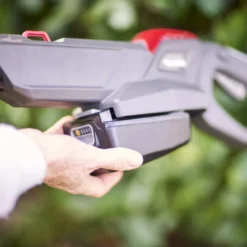 Mountfield MMT 20 Li Kit 20V Garden Multi-tool 18 Mountfield MMT 20 Li Kit 20V Garden Multi-tool -Hozelock Store mountfield mmt 20 li kit 20v garden multi tool8008984844643 03i bq scaled