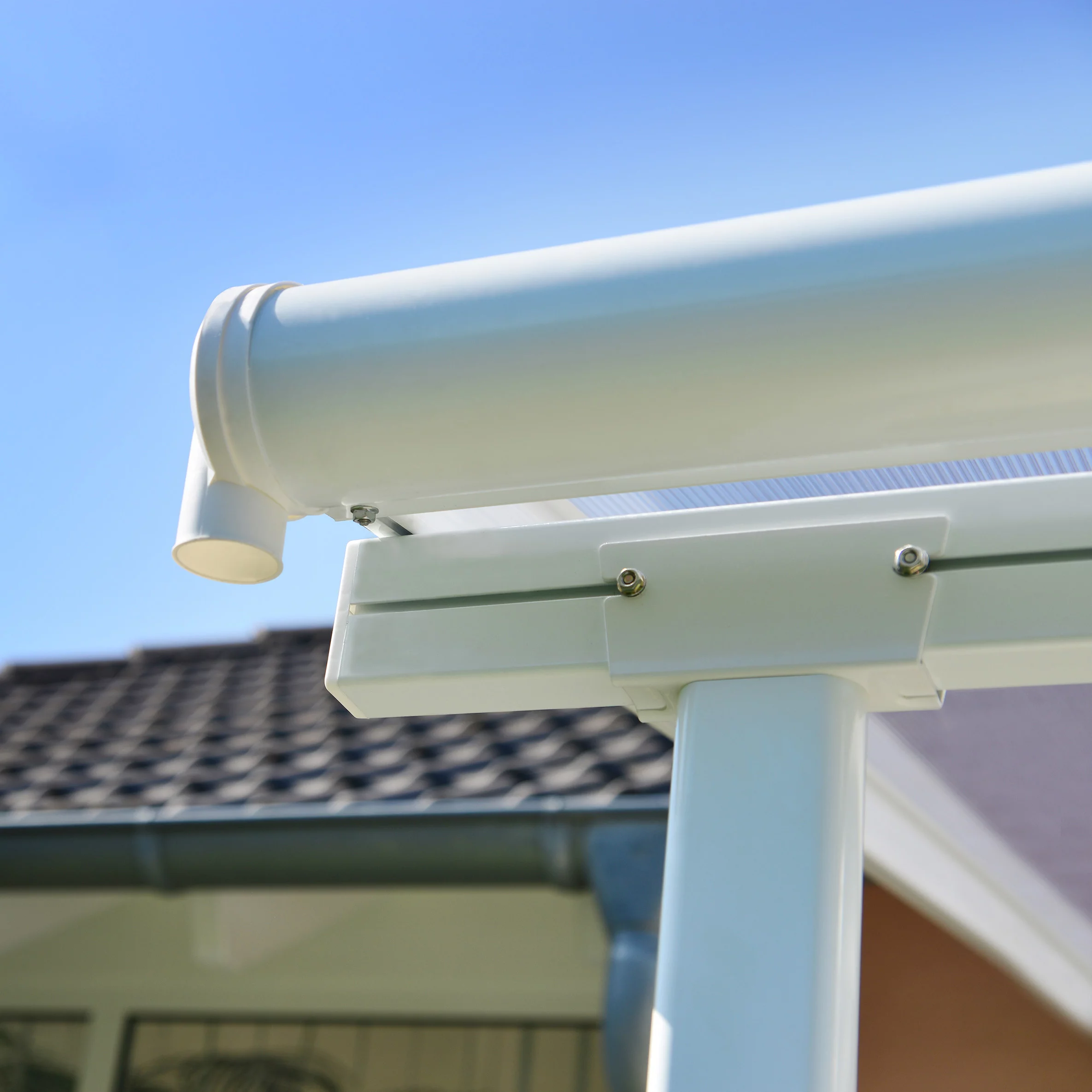 Palram - Canopia Sierra White Non-retractable Awning, (L)5.55m (H)3.05m (W)2.99m 2 Palram - Canopia Sierra White Non-retractable Awning, (L)5.55m (H)3.05m (W)2.99m - Image 2