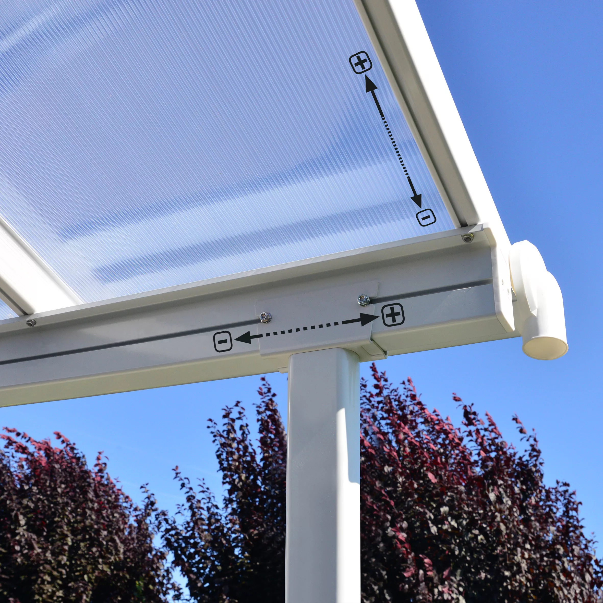 Palram - Canopia Sierra White Non-retractable Awning, (L)5.55m (H)3.05m (W)2.99m 6 Palram - Canopia Sierra White Non-retractable Awning, (L)5.55m (H)3.05m (W)2.99m - Image 6