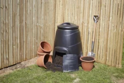 Hozelock Store -Hozelock Store verve stackable beehive composter 220l5063022039040 01i